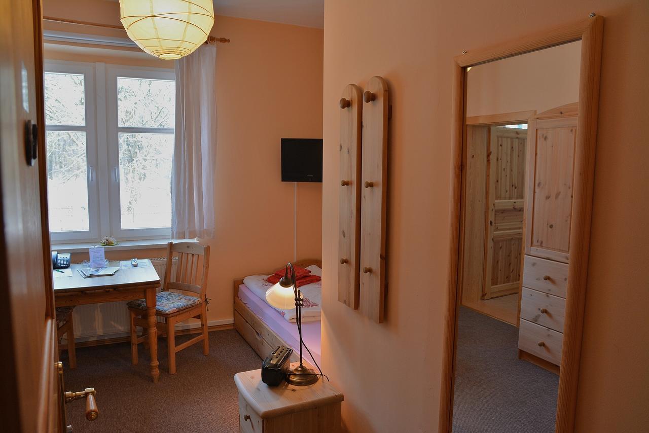 Landgasthof Alter Bahnhof Heyerode Kültér fotó